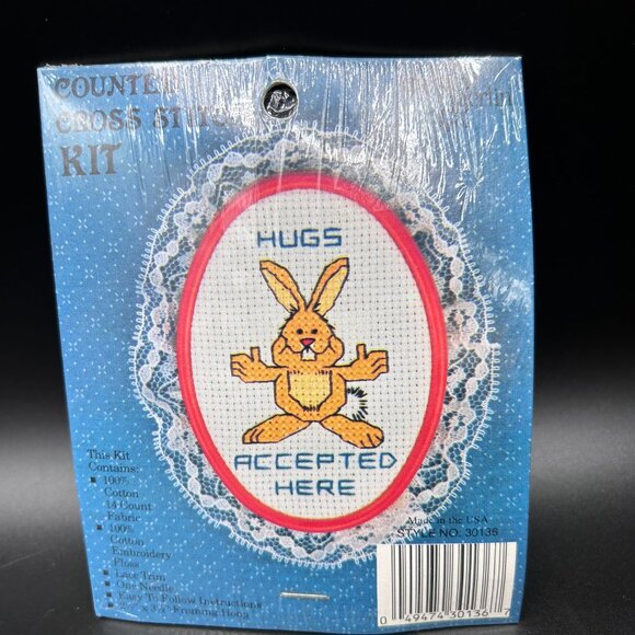 The New Berlin Co. Counted Cross Stitch "Hugs Accepted Here" Red Hoop VTG 80s - Picture 2 of 9